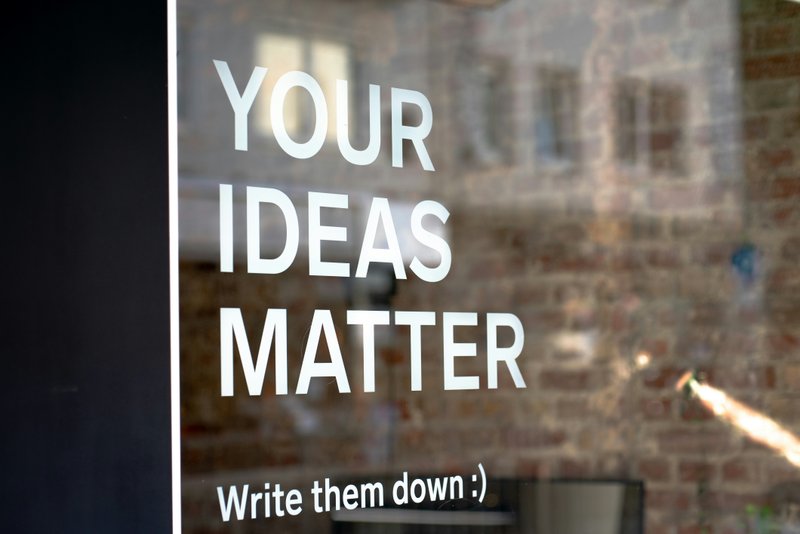 How to Start a Small Business While Working Full-Time